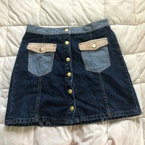 Urban Outfitters Denim Mini Skirt w/ pockets NWOT!